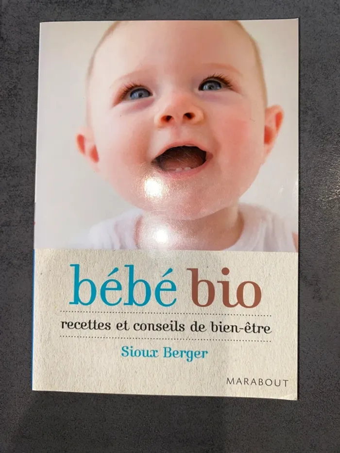 Lot 7 livres ( tout apprendre sur bebe) - photo numéro 8