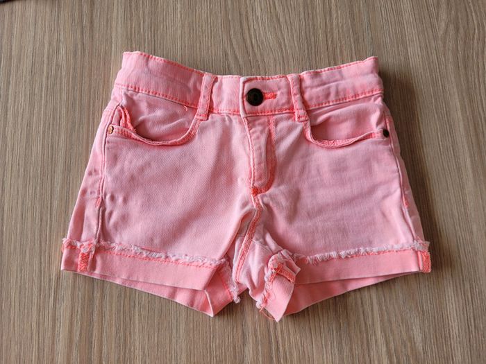 Short + tee shirt 4 ans - photo numéro 3