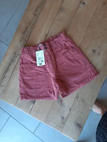 Short en velour neuf
