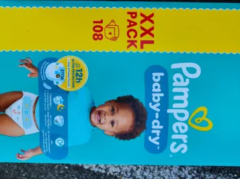 Carton maxi pack XXL couches Pampers taille 5
