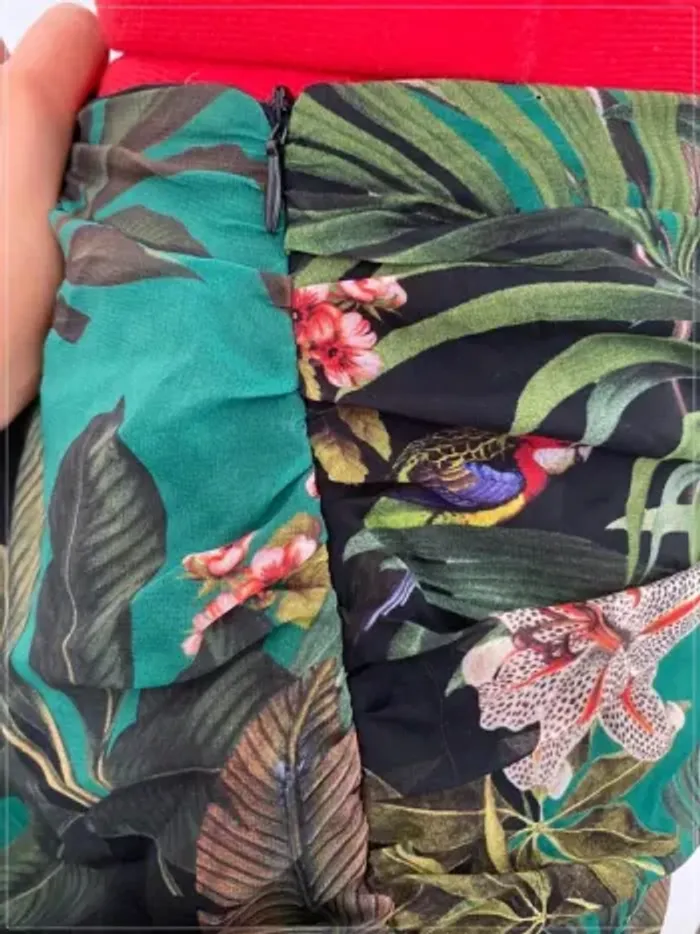 Minijupe jungle froncée verte Kiabi - photo numéro 4