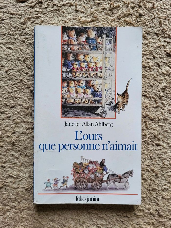 Roman jeunesse "L'ours qui personne n'aimait" de Janet et Allan Ahlberg