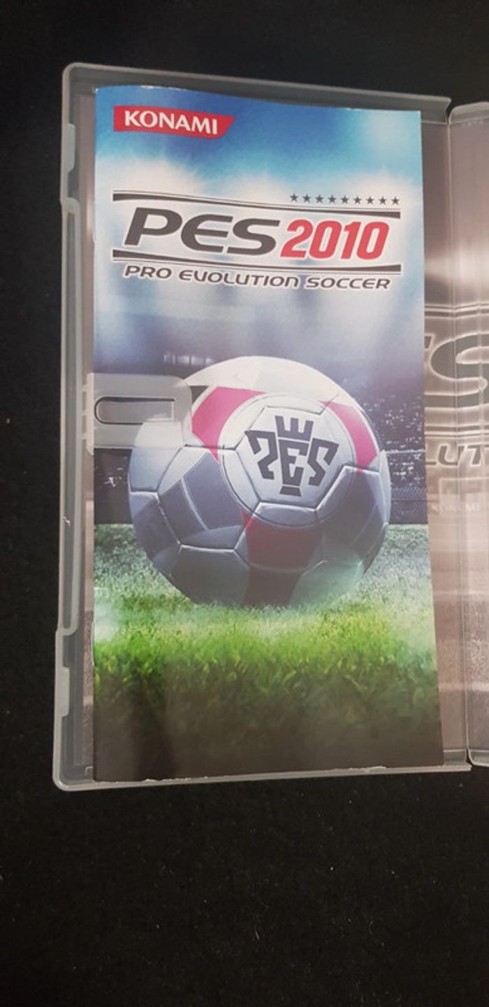 Pro Evolution Soccer 2010 PSP - photo numéro 3
