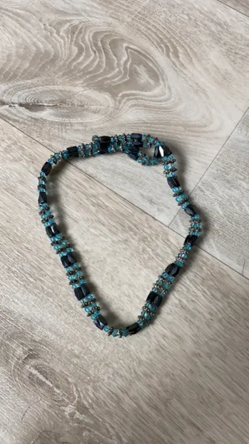 Bijoux aimanté