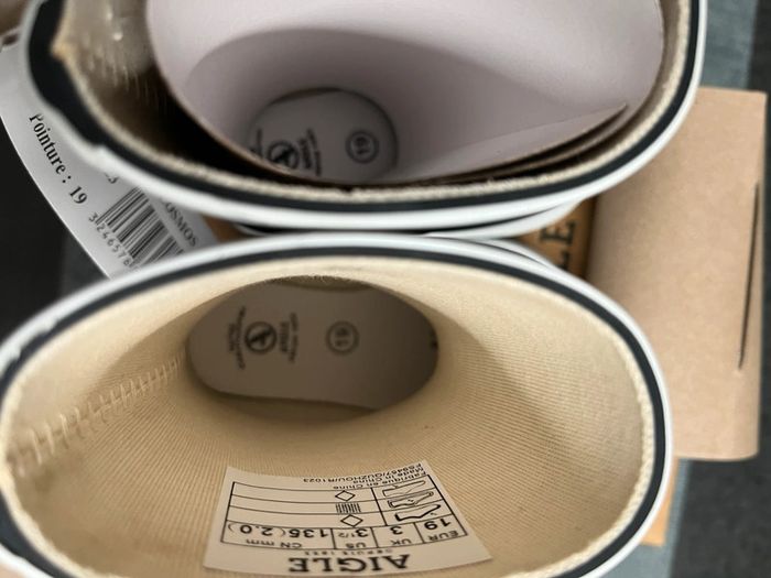 Bottes de pluie Aigle t19 - photo numéro 4