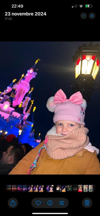 Bonnet hiver Disney store Minnie pompon rose noeud fille 2 - 3 ans