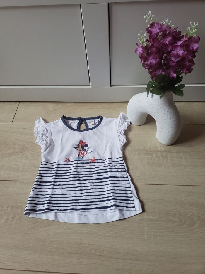 Teeshirt 🎀 disney baby 6 mois 1€50 - photo numéro 2