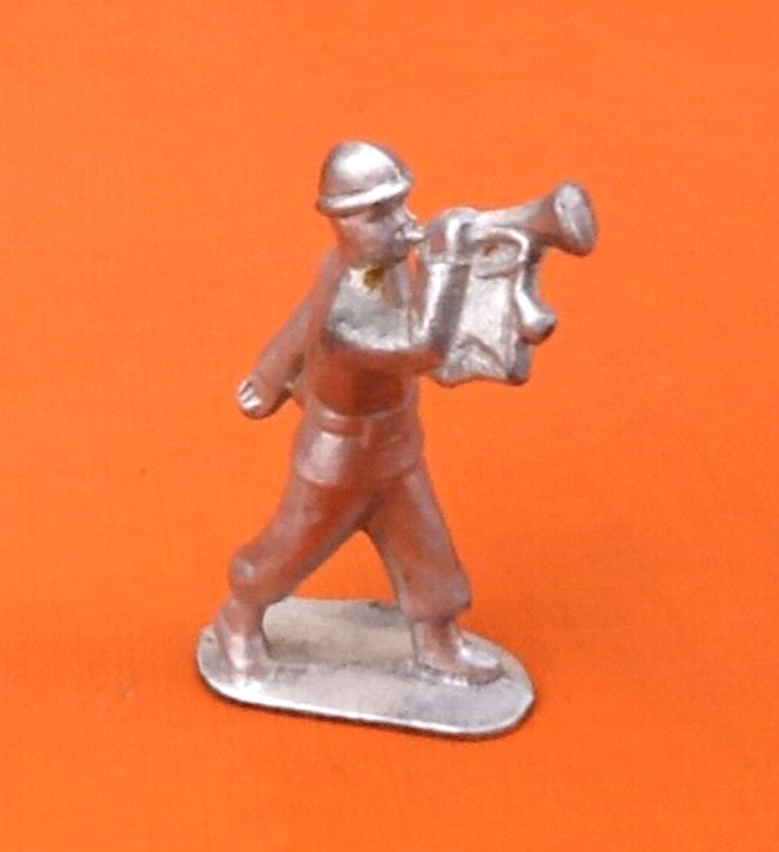 Années 1950 Soldat 14-18 (aluminium) Musicien avec clairon - photo numéro 3