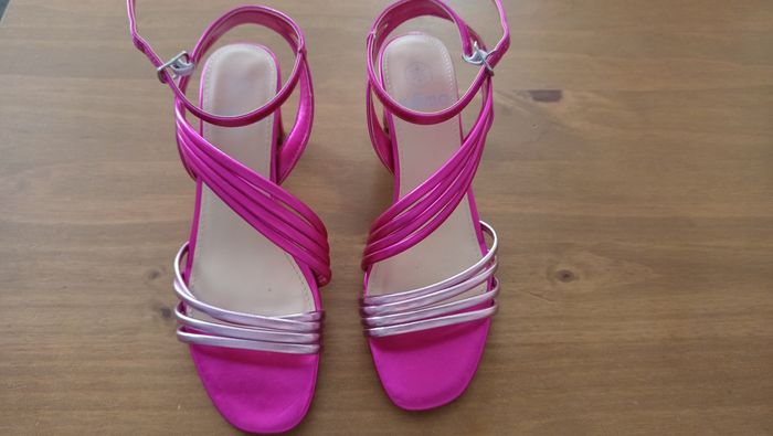 Sandales roses à talons été