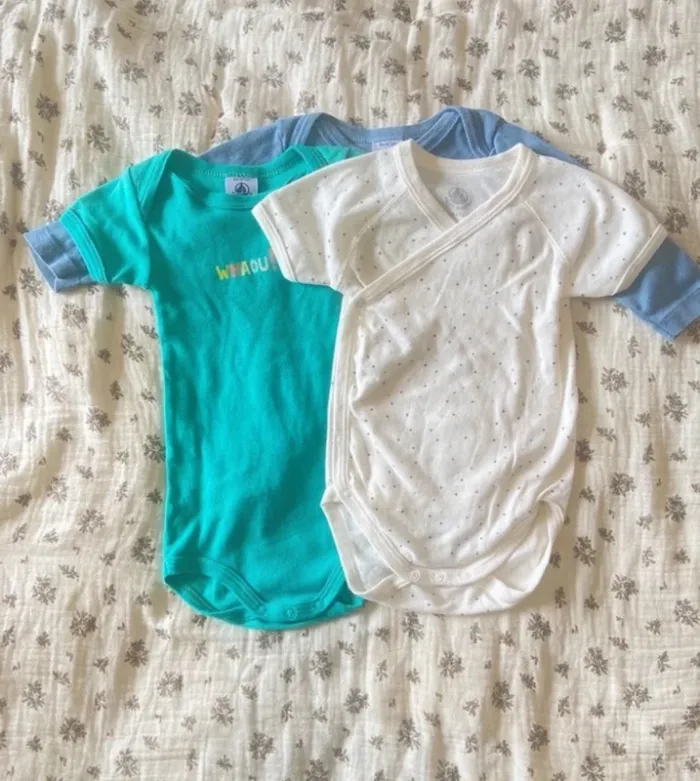 Lot body petit bateau - photo numéro 2