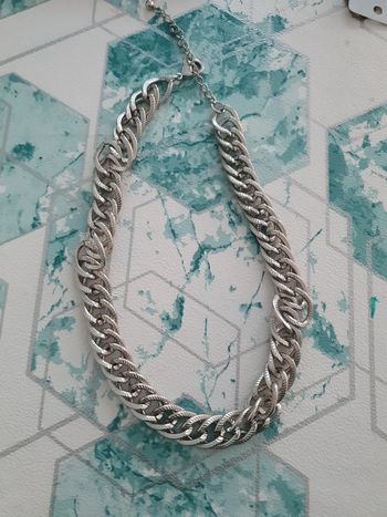 Collier argenté