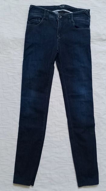 Armani jean bleu brut taille 34