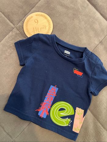 T-shirt Levis