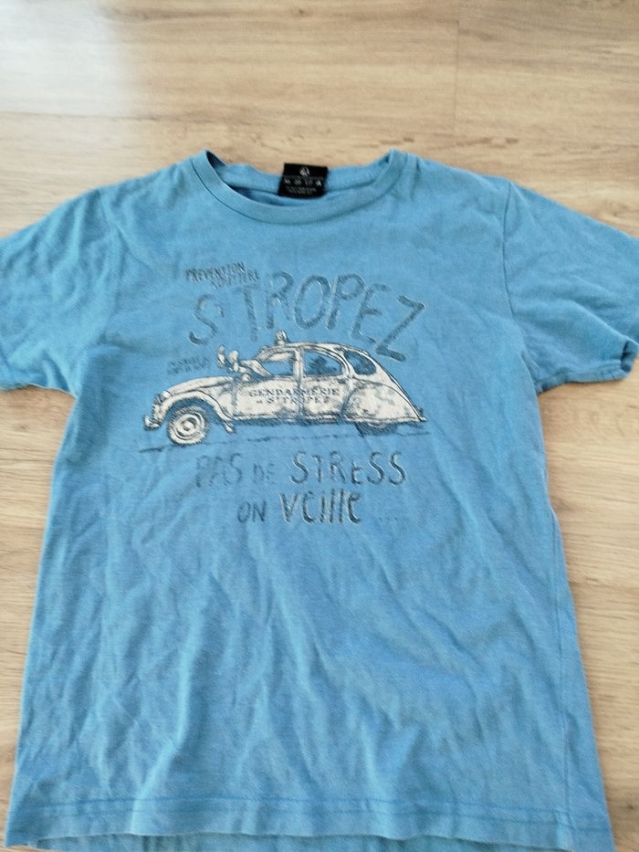 Tee shirt garçon taille 8ans st Tropez et les gendarmes