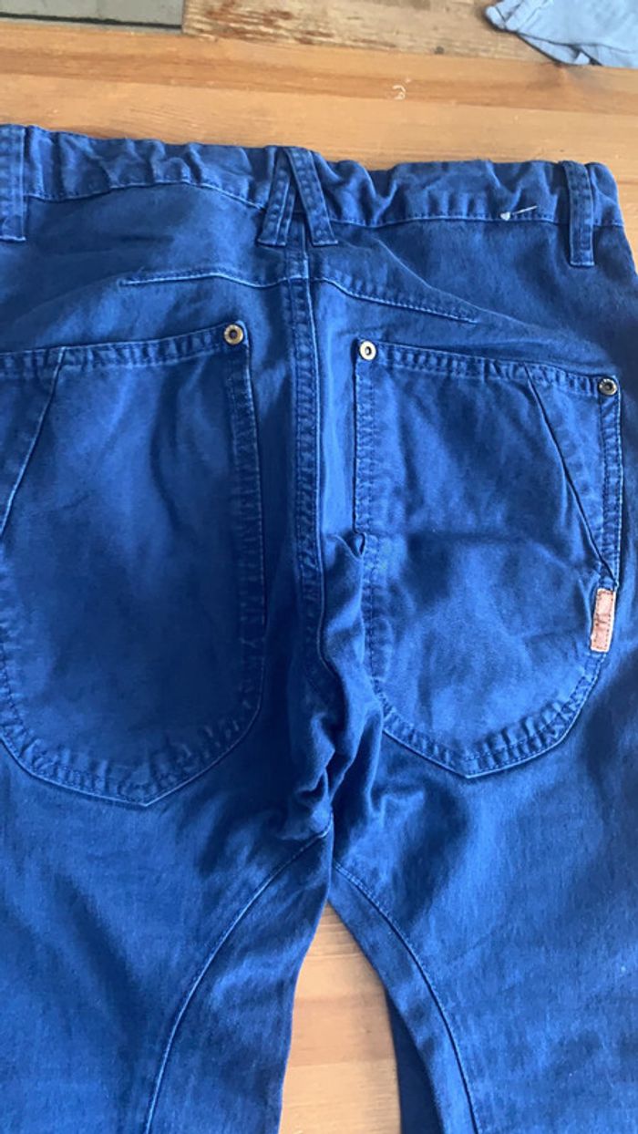 Jeans bleu 10 ans comme neuf - photo numéro 5