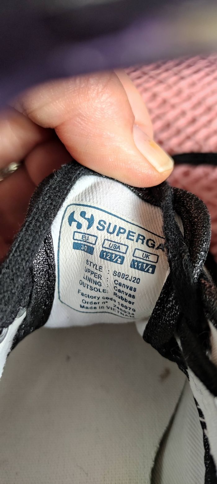 Basket Superga noir brillant - photo numéro 4