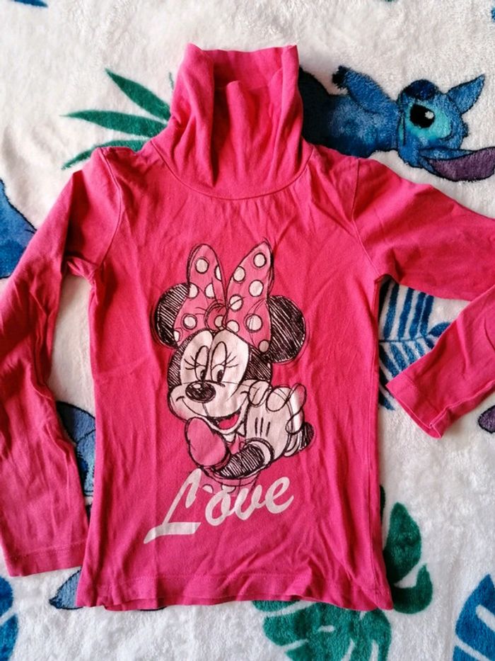 Sous pull Disney