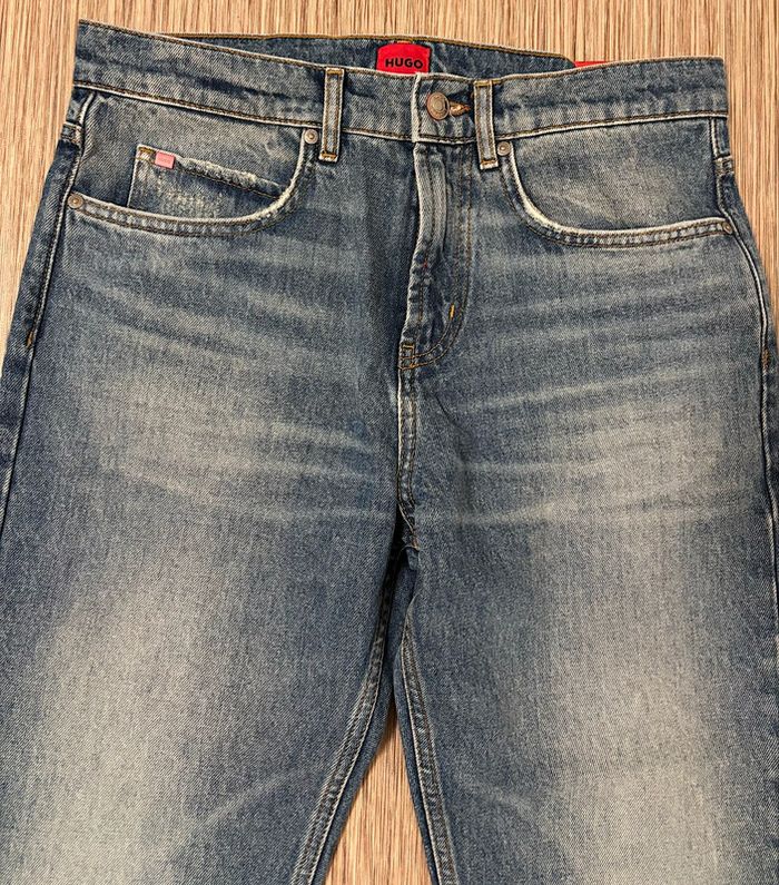 Jean Hugo Boss Neuf - photo numéro 3