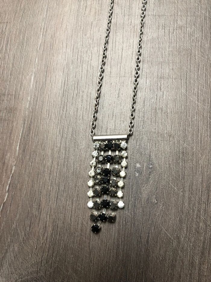 Collier mim brillants noirs et argentés