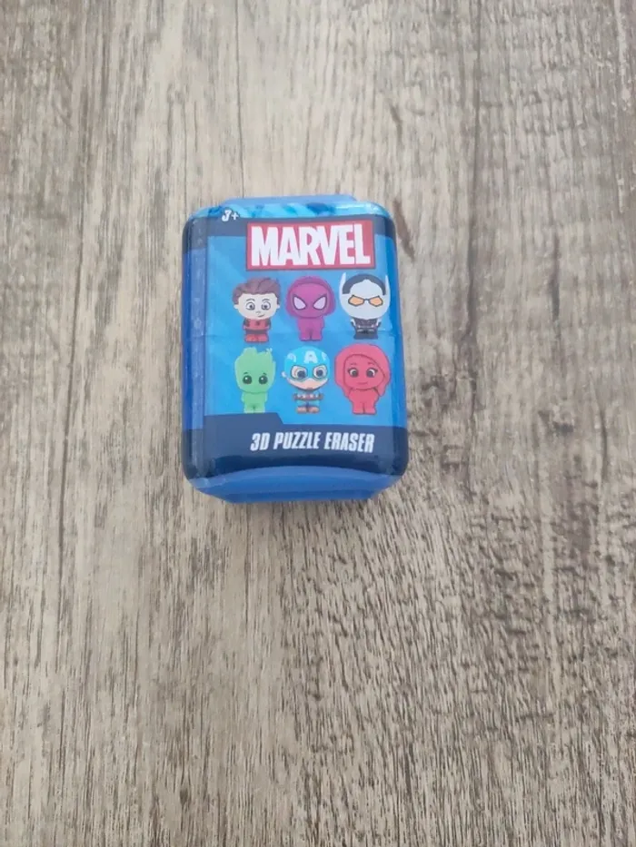 Figurine 3D puzzle eraser Marvel
