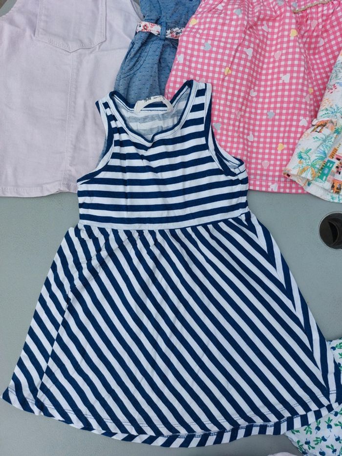 Lot 8 robes 18 mois - photo numéro 6