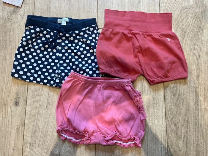 Lot 23 habits fille 3 mois TBE - photo numéro 4