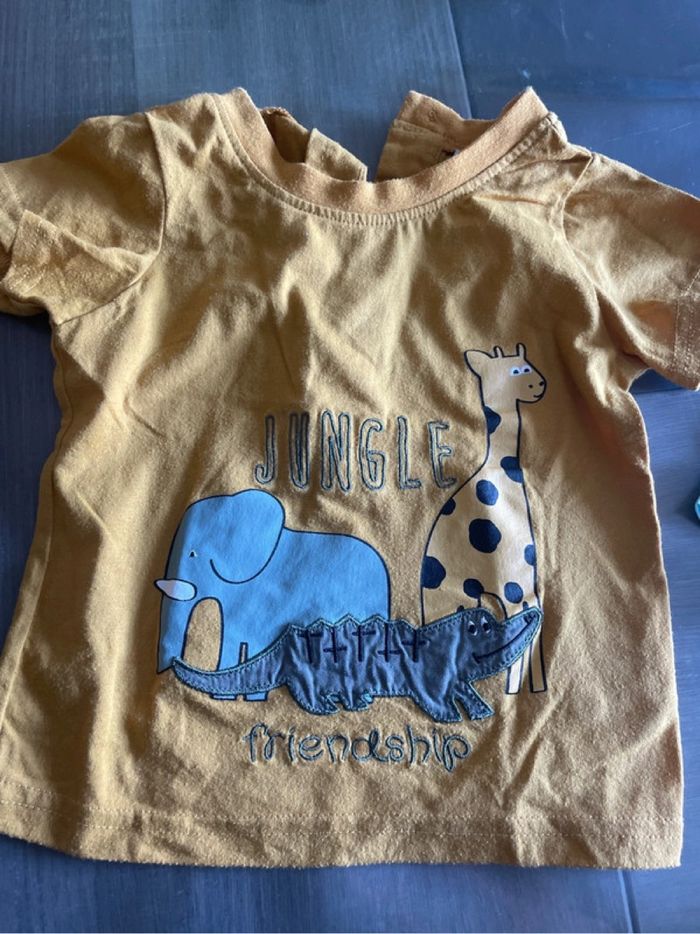 T-shirt