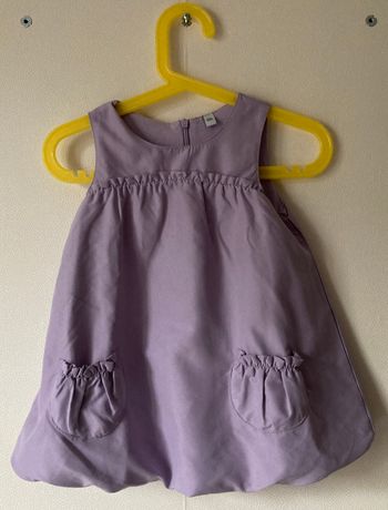 robe forme bouffante sans manche taille 12 mois