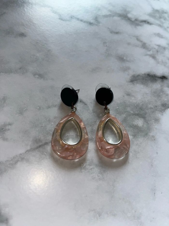 Boucle d’oreille rose - photo numéro 2