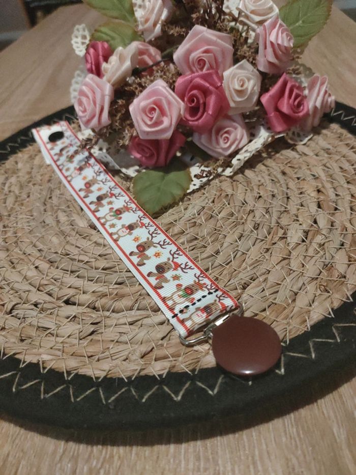 🌿Attache tétine Rennes du père Noël🌿 - photo numéro 4