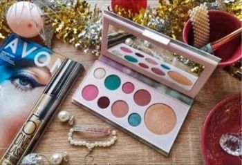 Palette Pearlesque AVON