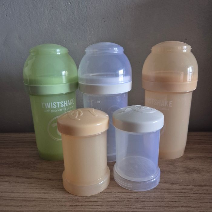 Lot 3 biberons twistshake