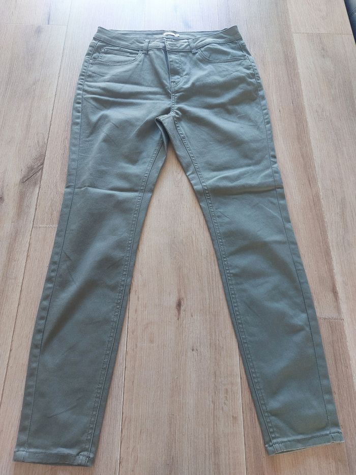 Pantalon taille 44 Gémo