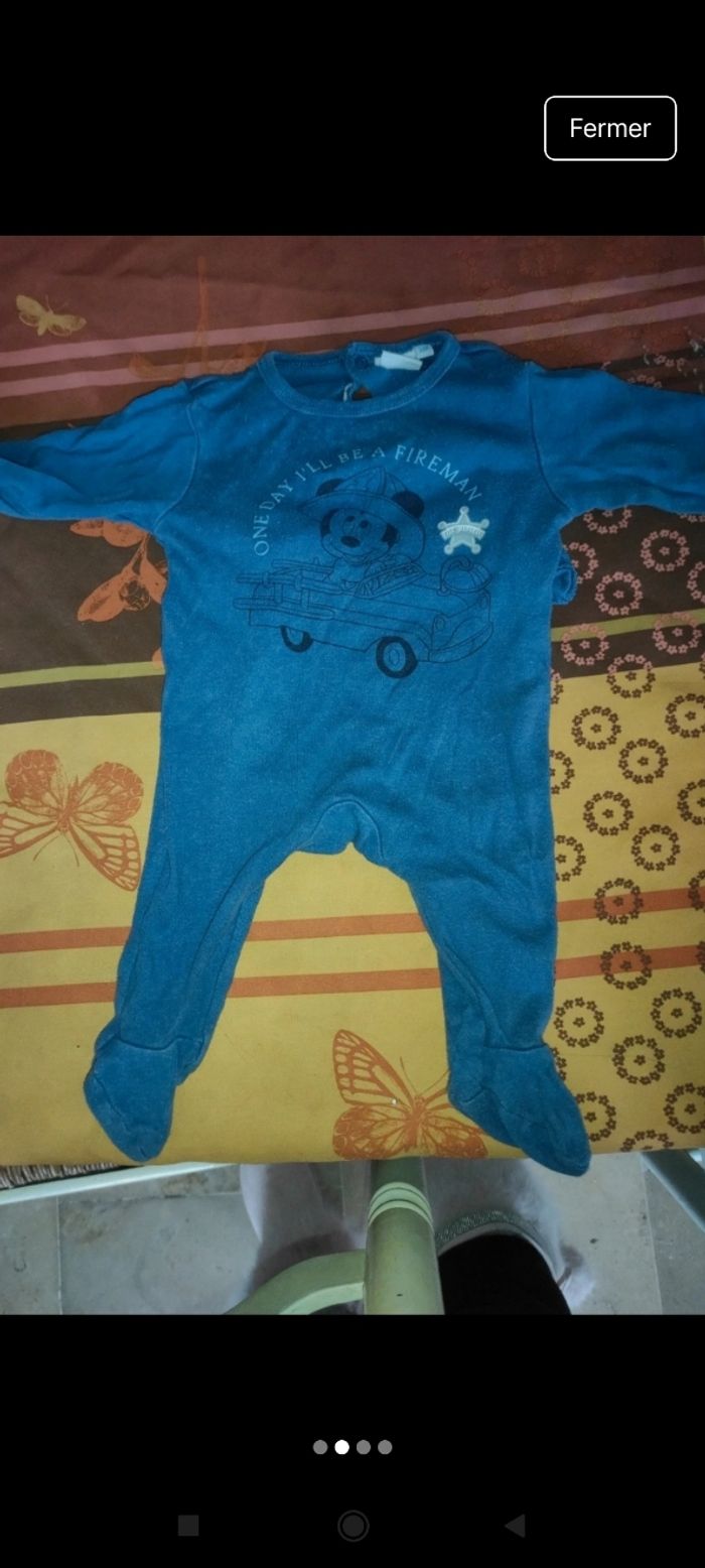 Pyjama bébé e86