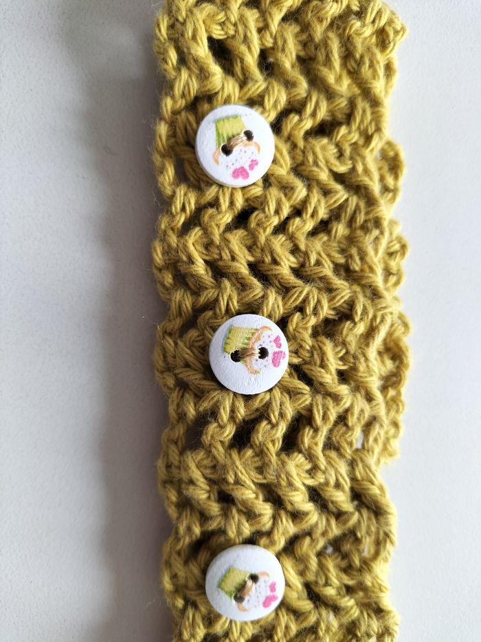 Bandeau de naissance jaune avec des boutons - photo numéro 2