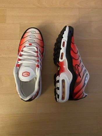 TN(Nike)