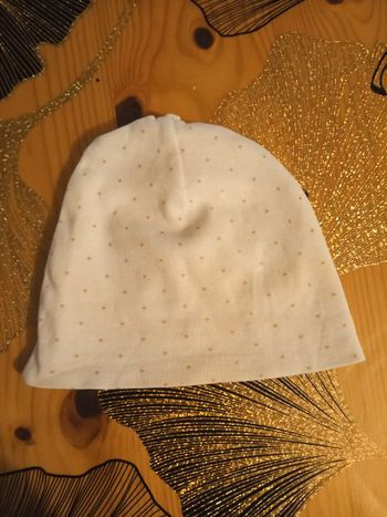 Bonnet à pois _ 1/2 mois