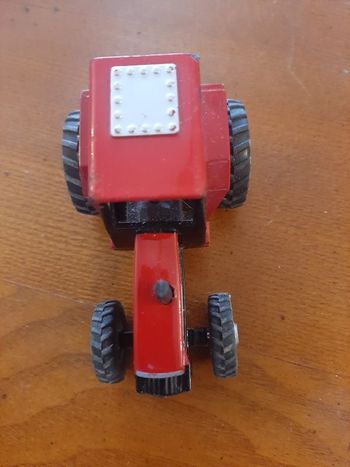 Tracteur Loader 388. 8 cm.