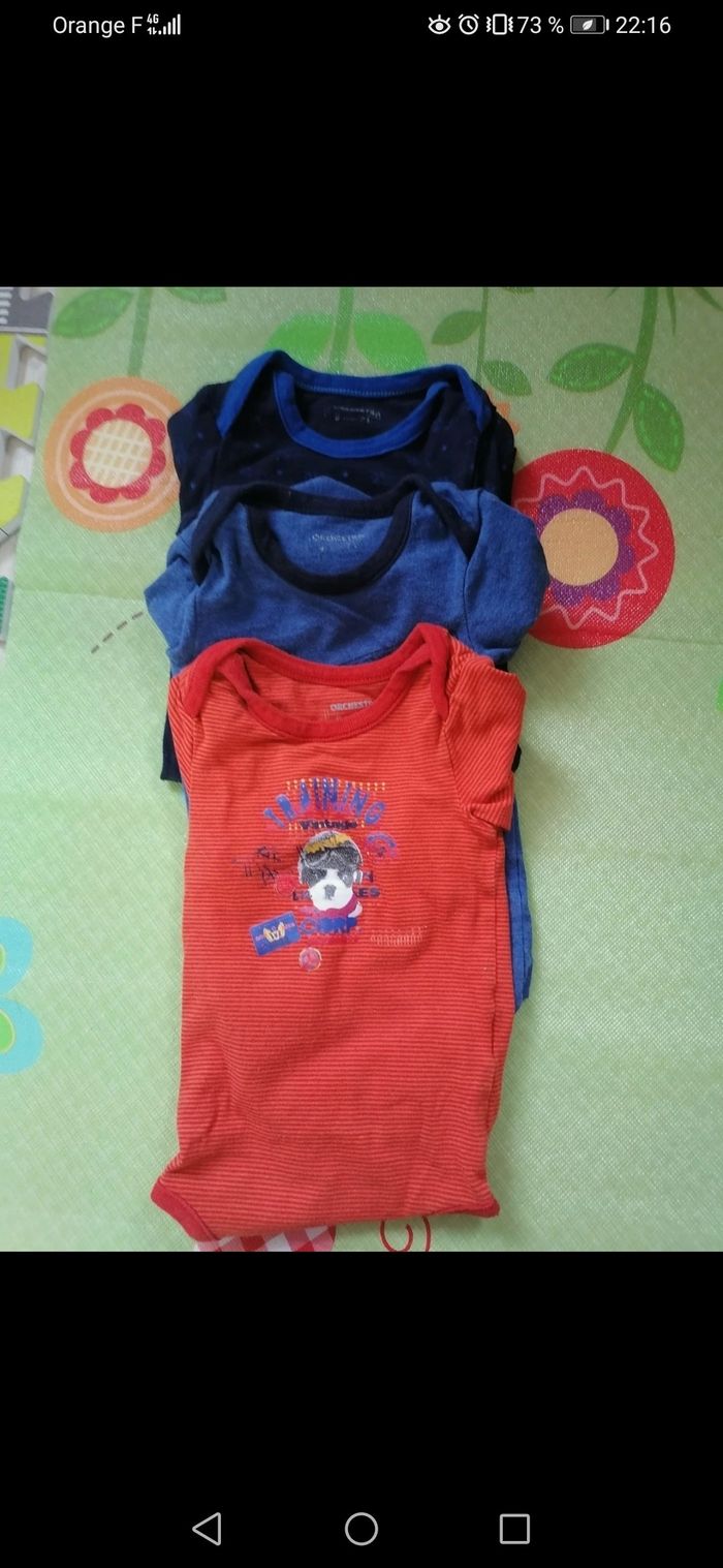 Lot 10 bodies 9 mois - photo numéro 2