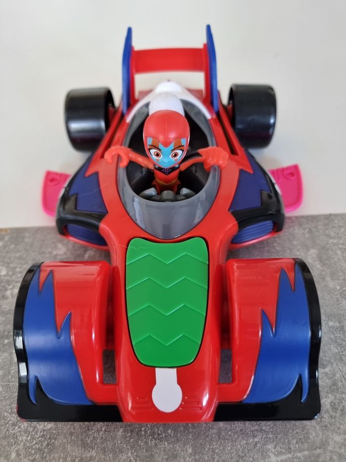 Voiture de course Flashcar- pyjamasque - photo numéro 2