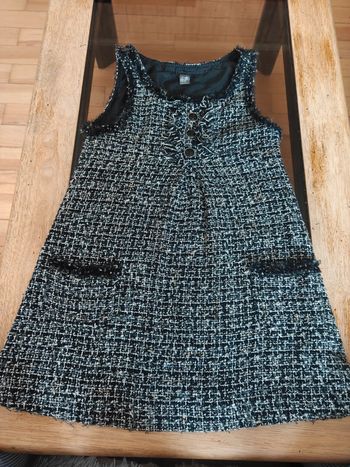 Robe Zara taille 7/8 ans