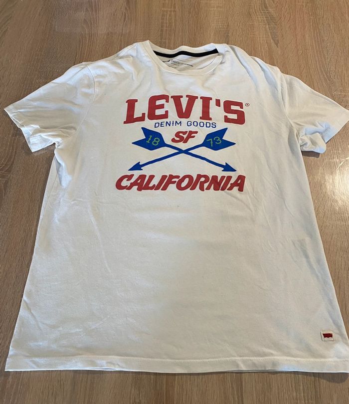 T shirt Levi’s homme (taille M)