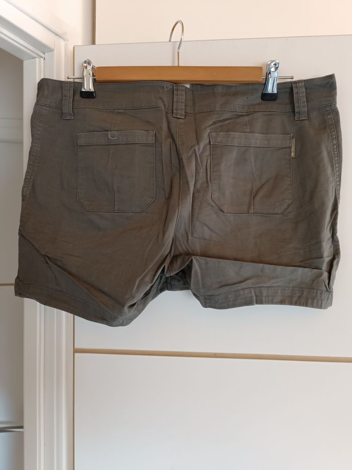 Short - photo numéro 2
