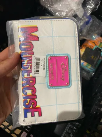 Portefeuille loungefly mouseercise
