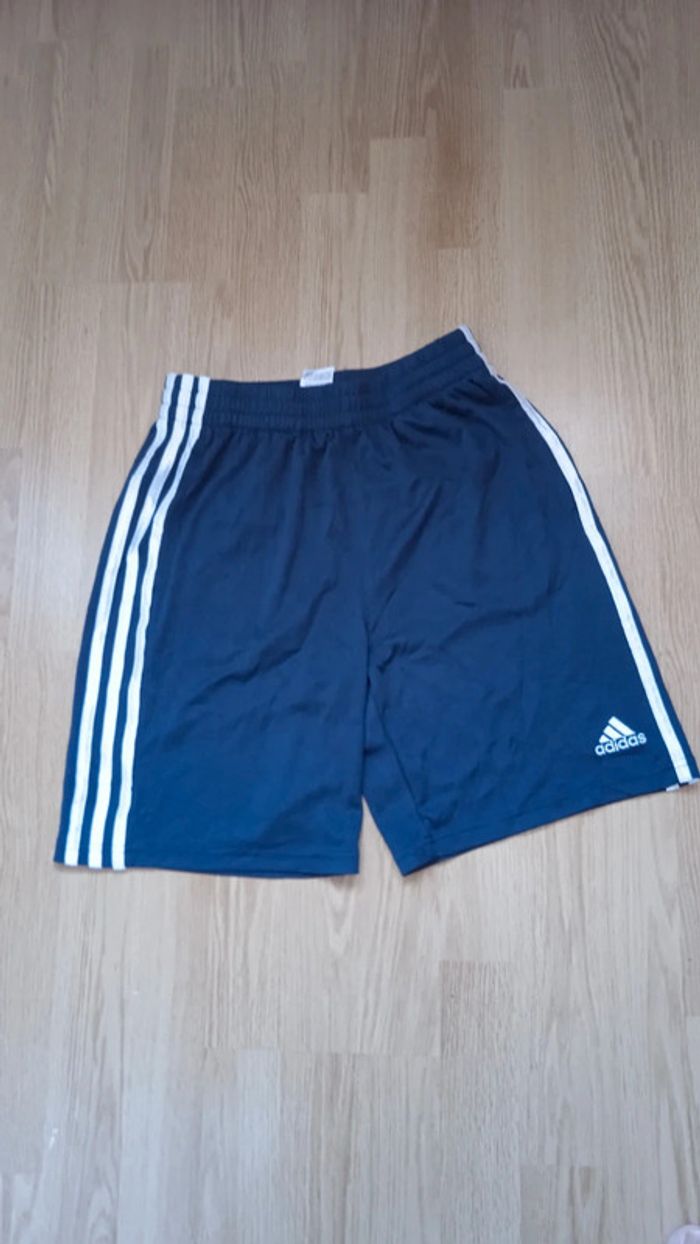 Short Adidas 14–16 ans – Bouge en style ! - photo numéro 2