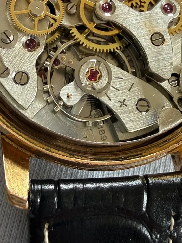 Très belle montre homme - photo numéro 7