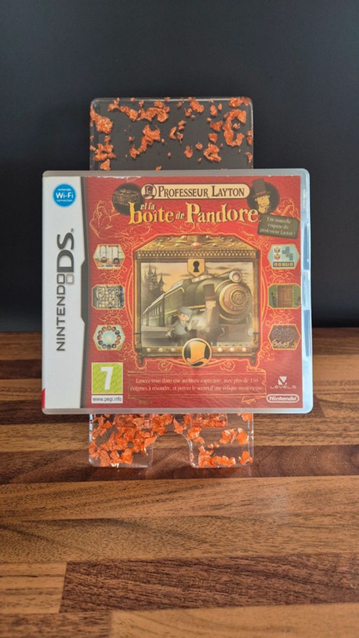 Jeu DS " Professeurs layton et la boîte de Pandore "
