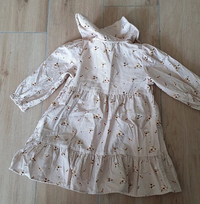 Robe hiver fille 92cm, 2 ans - photo numéro 2