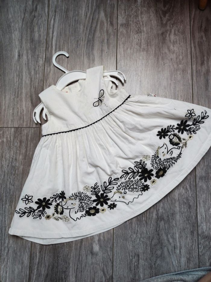 Super robe sans manches