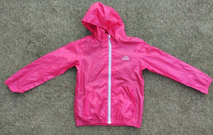 Imperméable rouge
